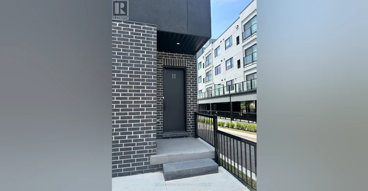 11-59 Charles Street, Newmarket, ON, L3Y 3V7 - 2