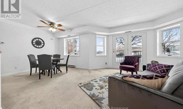 103-208 Silvercreek Parkway N