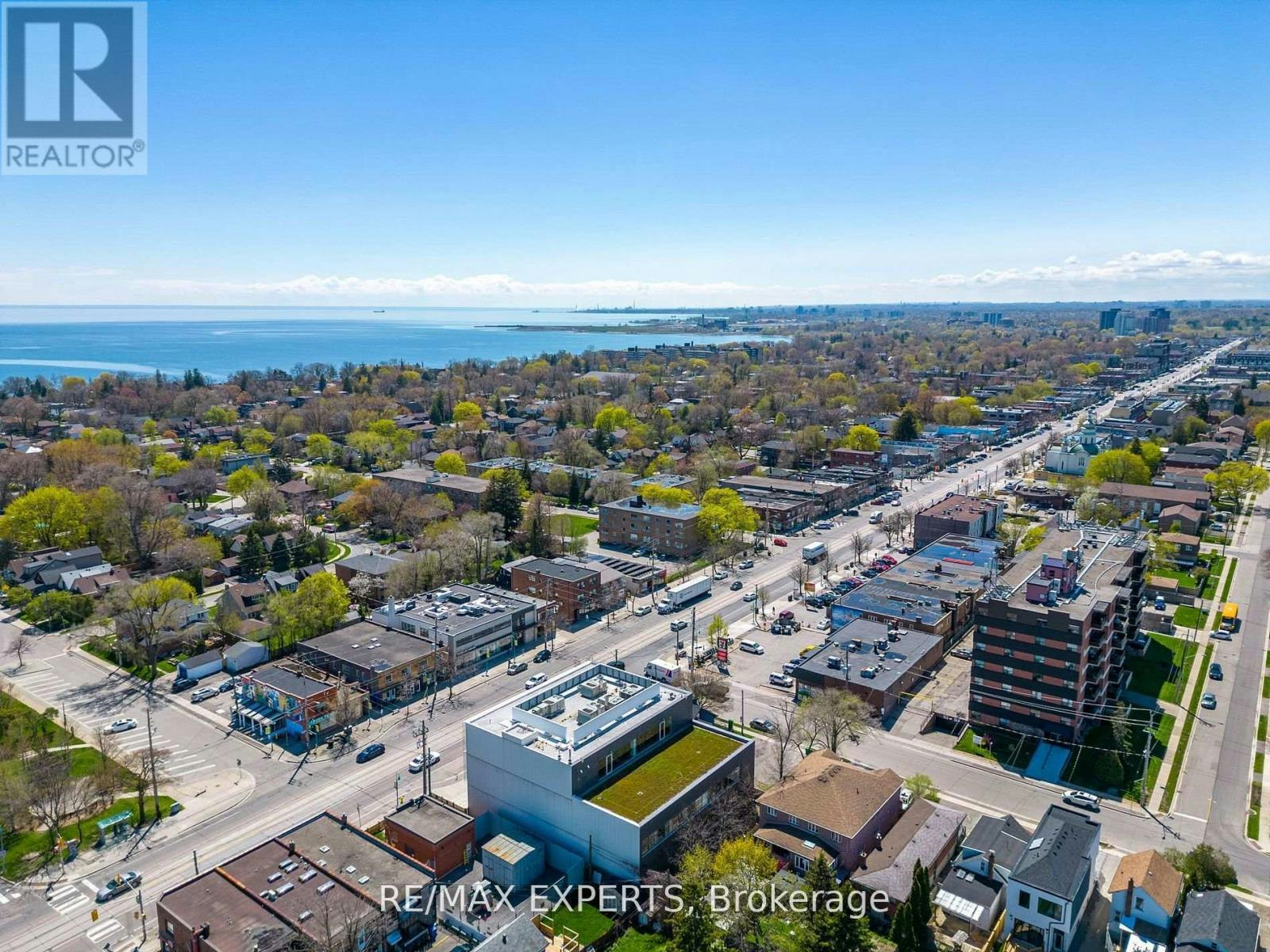 101 3261a Lakeshore Boulevard W, Toronto, ON, L4L 9A6 - 24