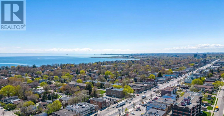 101 3261a Lakeshore Boulevard W, Toronto, ON, L4L 9A6 - 24