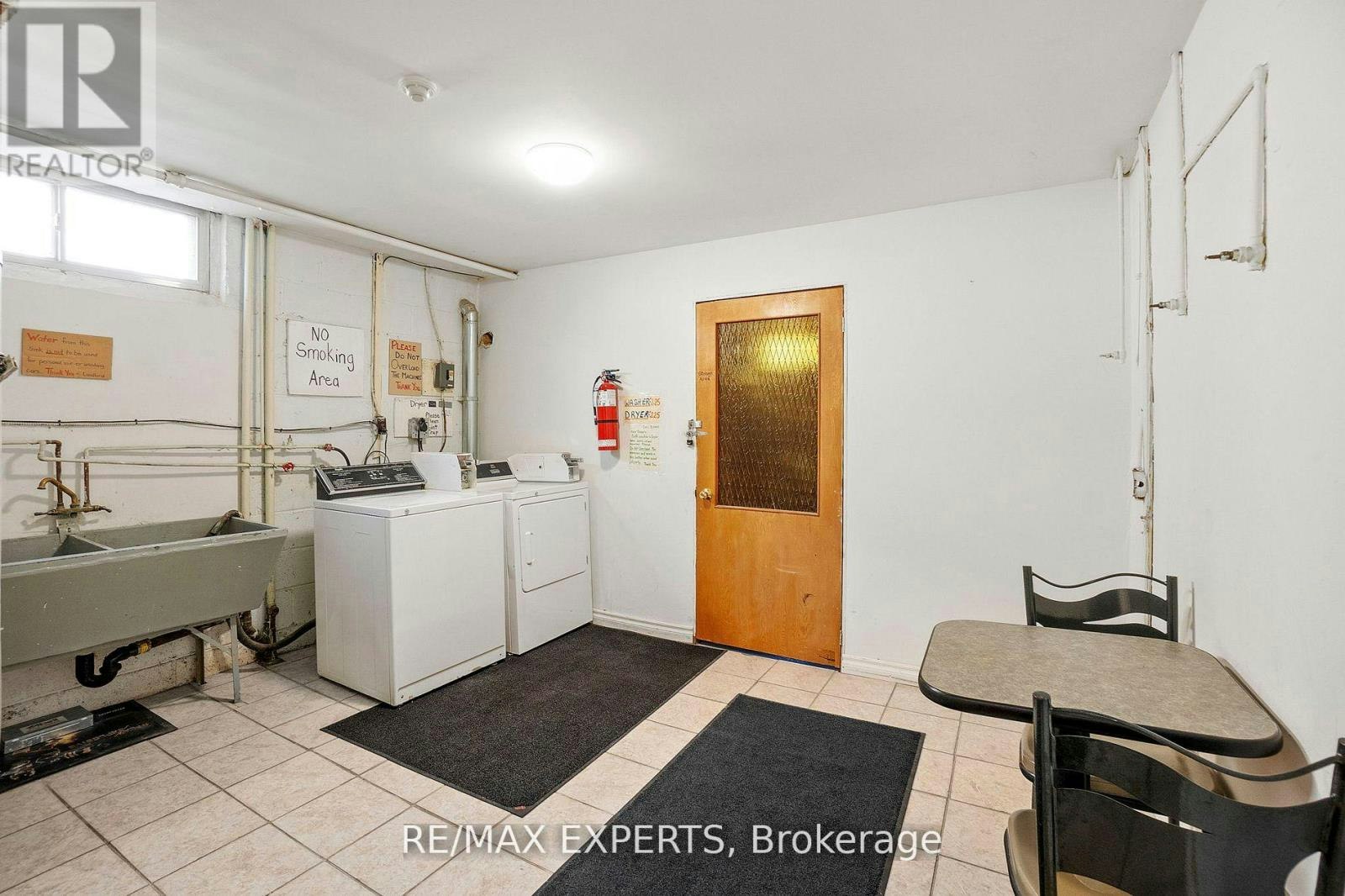 101 3261a Lakeshore Boulevard W, Toronto, ON, L4L 9A6 - 18