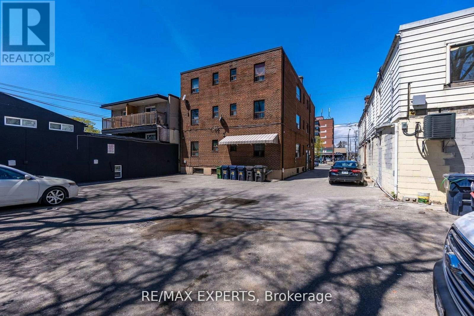 101 3261a Lakeshore Boulevard W, Toronto, ON, L4L 9A6 - 22