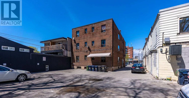 101 3261a Lakeshore Boulevard W, Toronto, ON, L4L 9A6 - 22