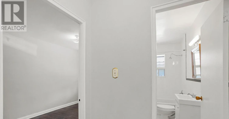 101 3261a Lakeshore Boulevard W, Toronto, ON, L4L 9A6 - 42