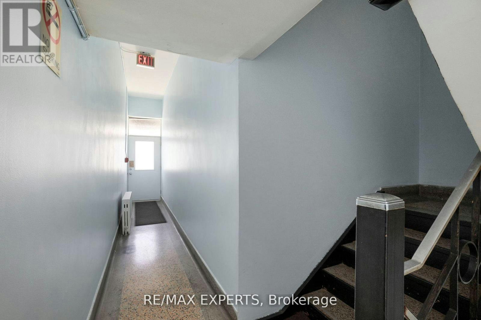 101 3261a Lakeshore Boulevard W, Toronto, ON, L4L 9A6 - 19
