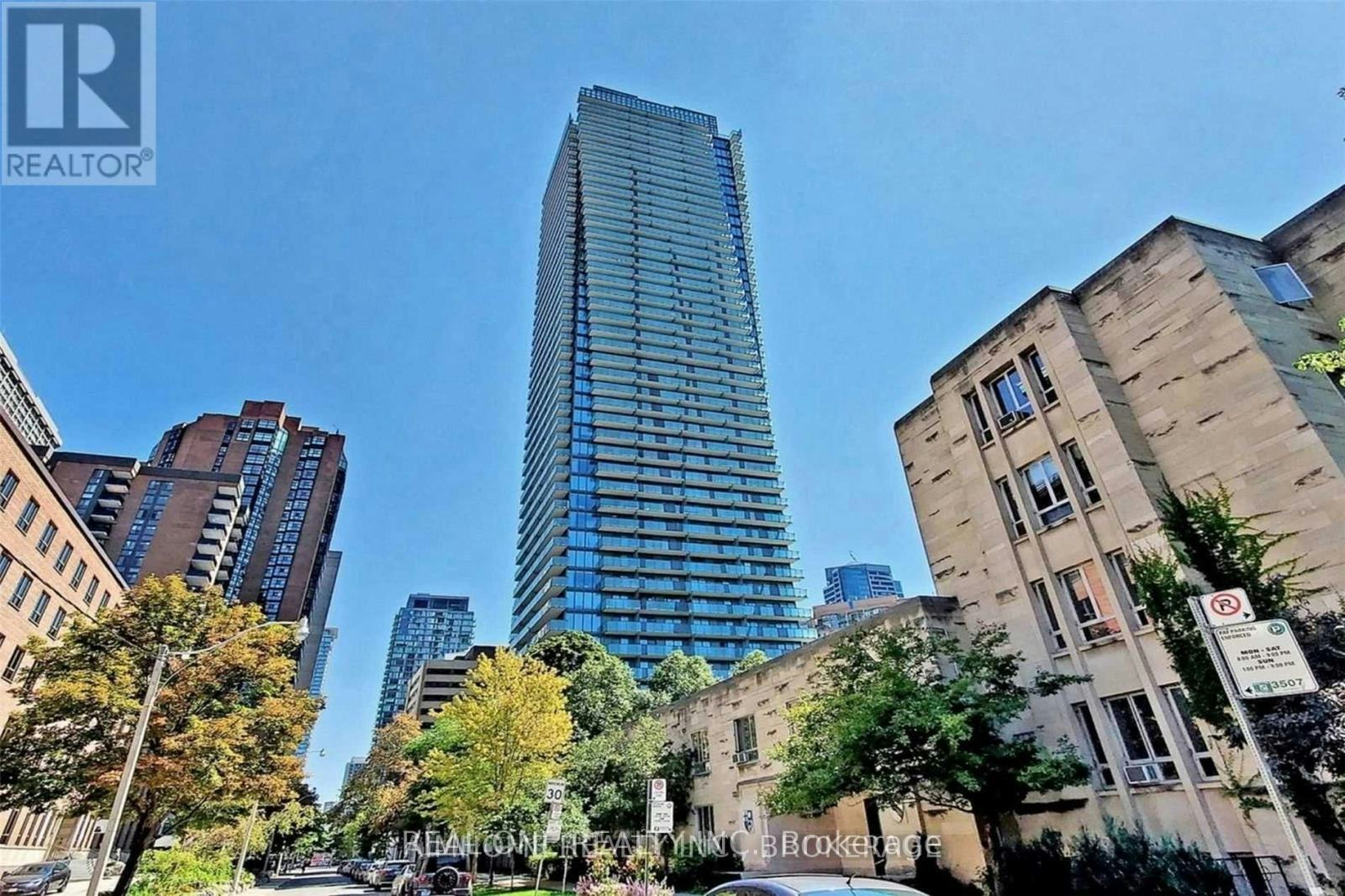 1003-65 St Mary Street, Toronto, ON, M5S 0A6