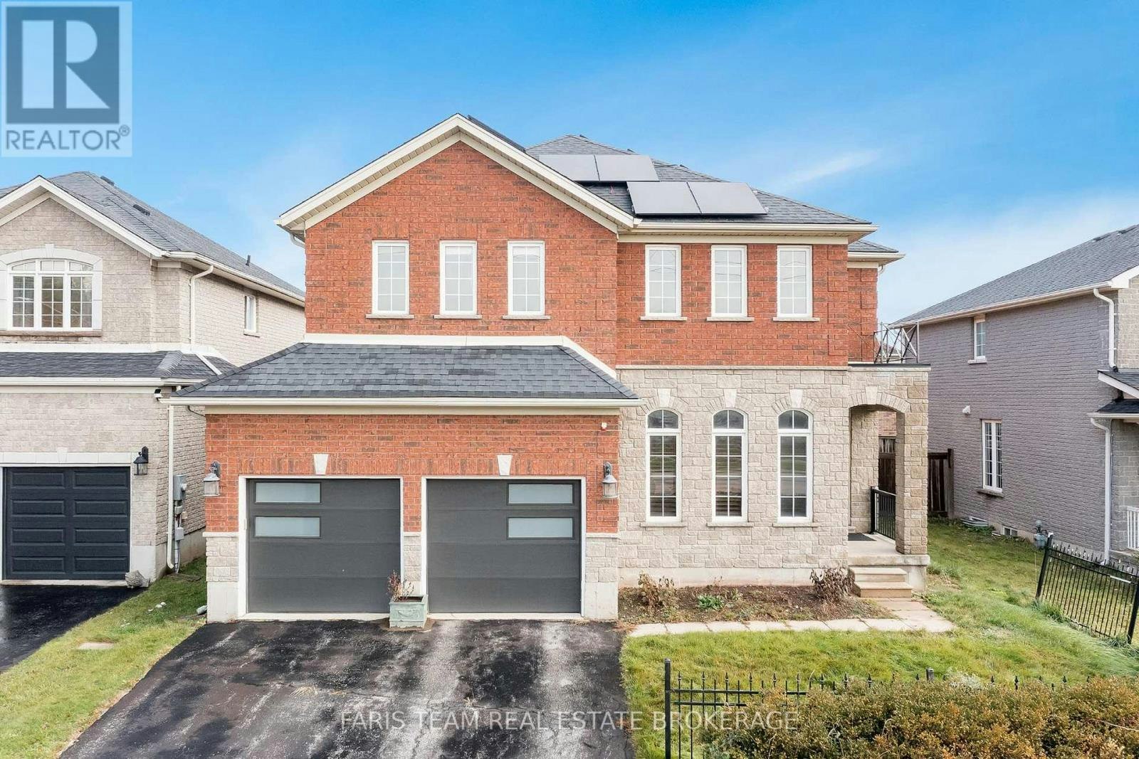 3 Prince William Way, Barrie, ON, L4N 0Y9