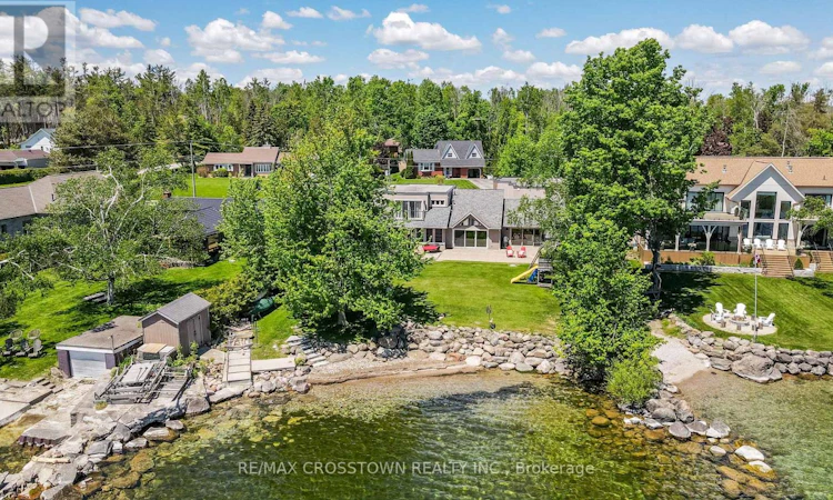 183 Lakeshore Road W