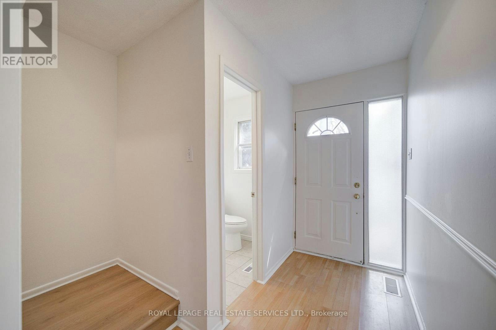 4-3500 Glen Erin Drive, Mississauga, ON, L5L 1W6 - 3