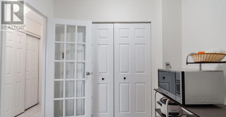 807-3025 Queen Frederica Drive, Mississauga, ON, L4Y 3A1 - 8