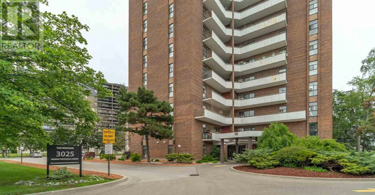 807-3025 Queen Frederica Drive, Mississauga, ON, L4Y 3A1