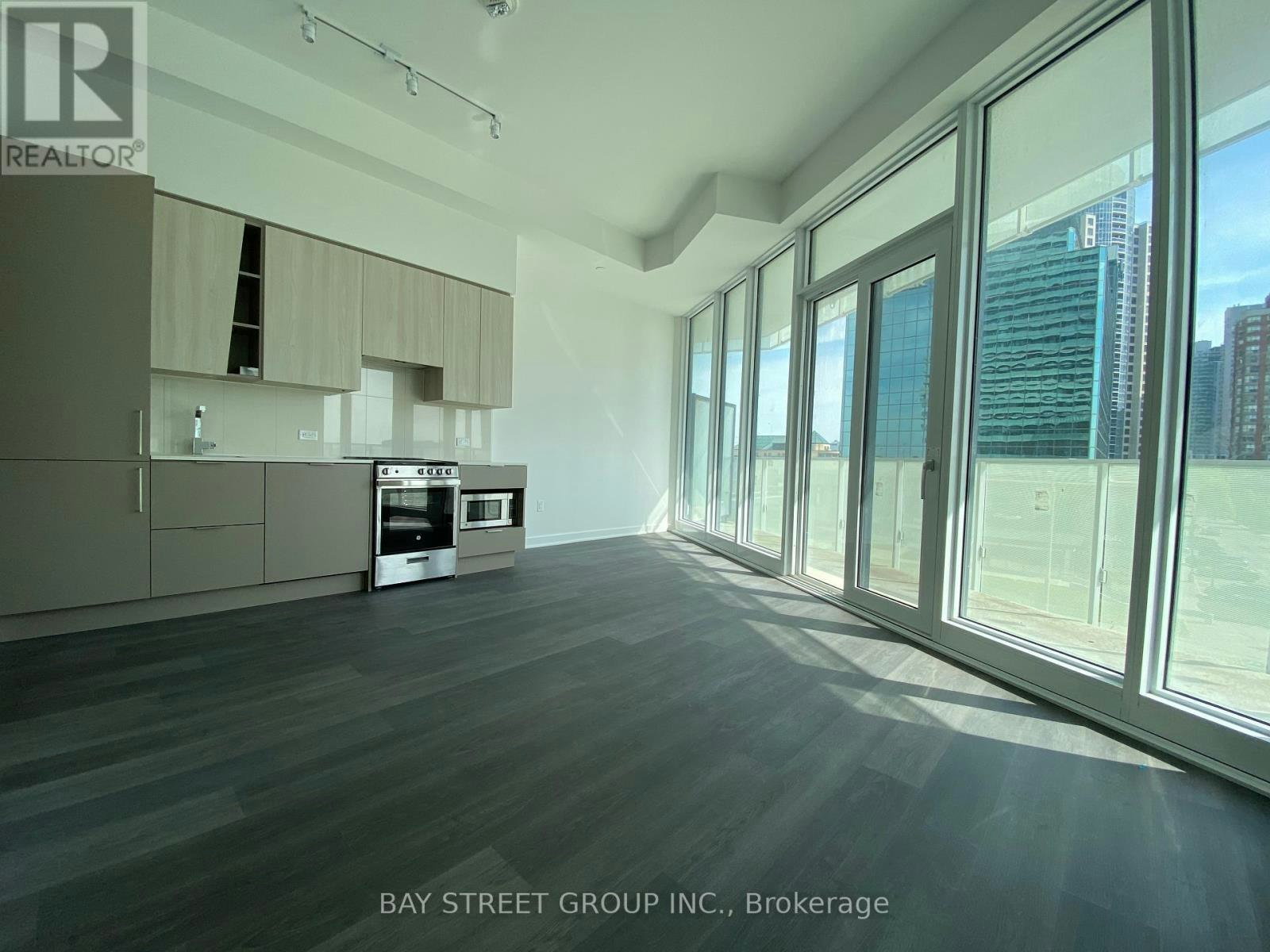 321-3900 Confederation Parkway E, Mississauga, ON, L5B 0K7 - 6