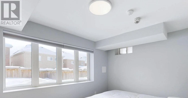 39 Vivian Creek Road, East Gwillimbury, ON, L0G 1M0 - 13