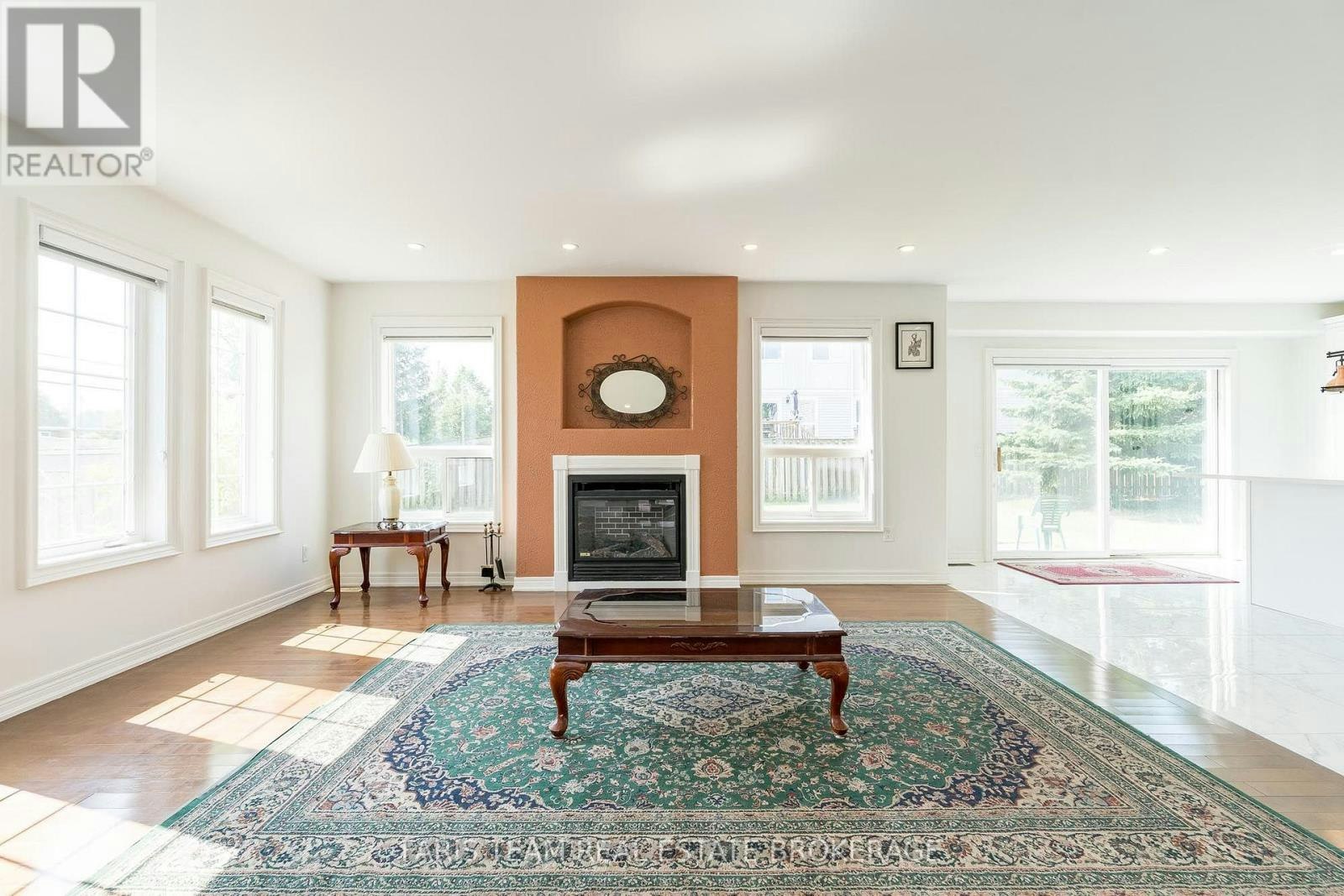 2 Vanessa Drive, Orillia, ON, L3V 7Y8 - 12