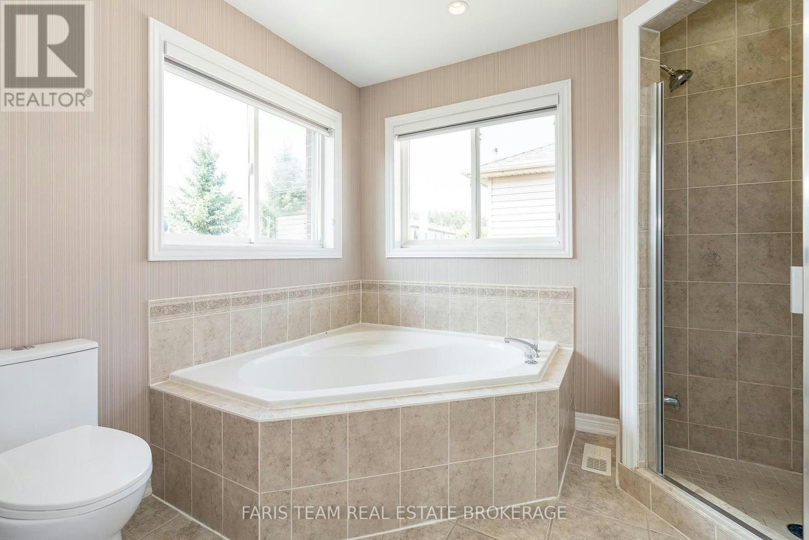 2 Vanessa Drive, Orillia, ON, L3V 7Y8 - 21