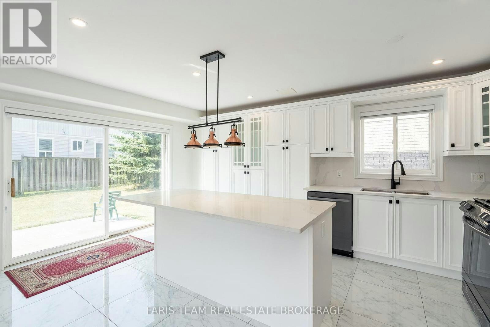 2 Vanessa Drive, Orillia, ON, L3V 7Y8 - 9