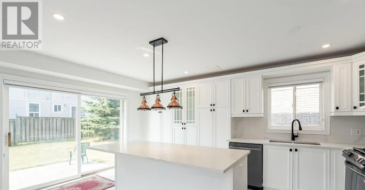 2 Vanessa Drive, Orillia, ON, L3V 7Y8 - 9
