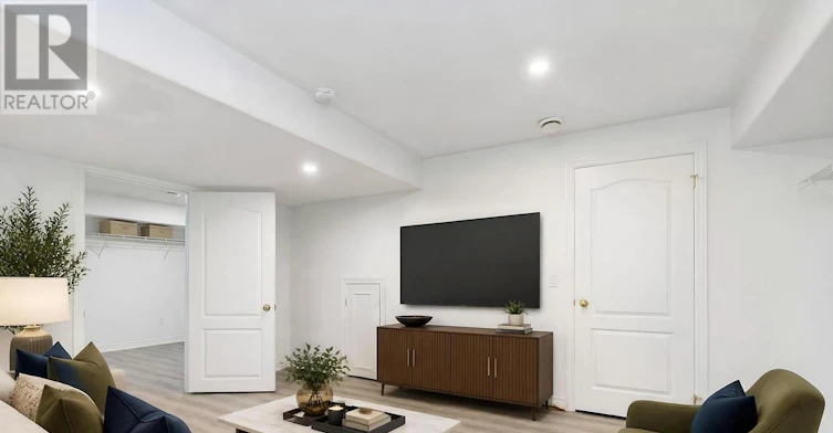 2 Vanessa Drive, Orillia, ON, L3V 7Y8 - 33