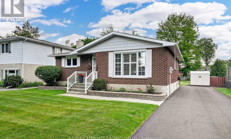 748 Montcalm Court