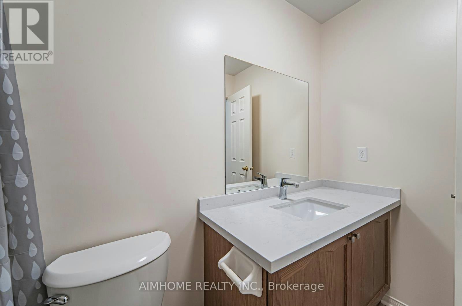 688 Courtney Valley Road, Mississauga, ON, L5V 0C3 - 13
