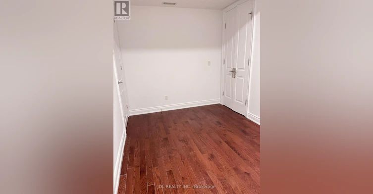 4403-761 Bay Street, Toronto, ON, M5G 2R2 - 9