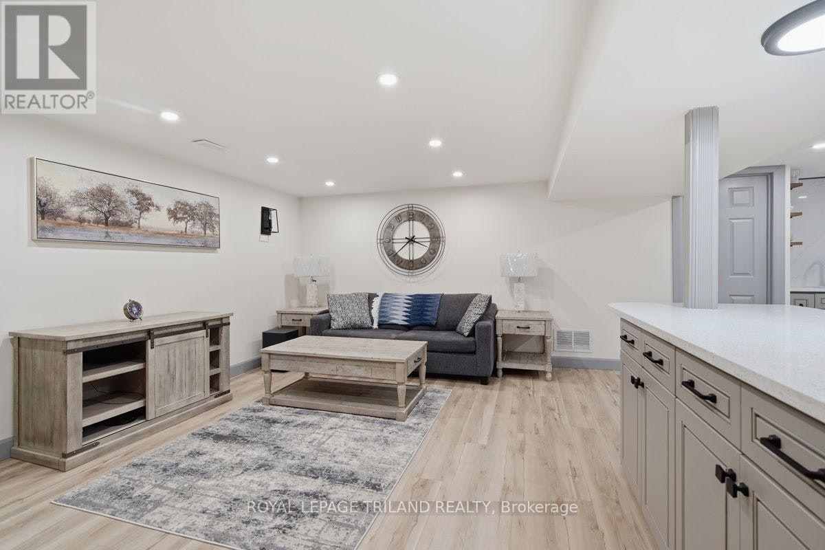 27 Aldborough Avenue, St. Thomas, ON, N5R 4S8 - 9