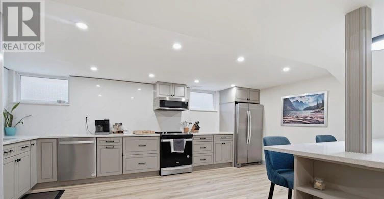 27 Aldborough Avenue, St. Thomas, ON, N5R 4S8 - 12