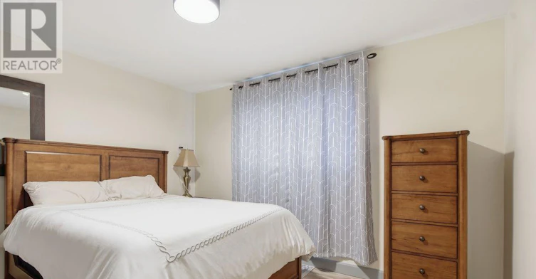 27 Aldborough Avenue, St. Thomas, ON, N5R 4S8 - 6