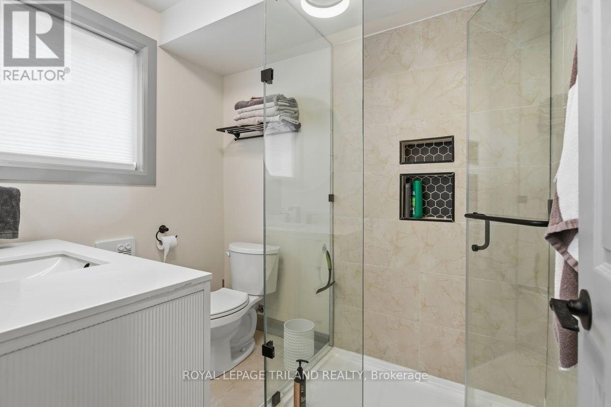 27 Aldborough Avenue, St. Thomas, ON, N5R 4S8 - 3