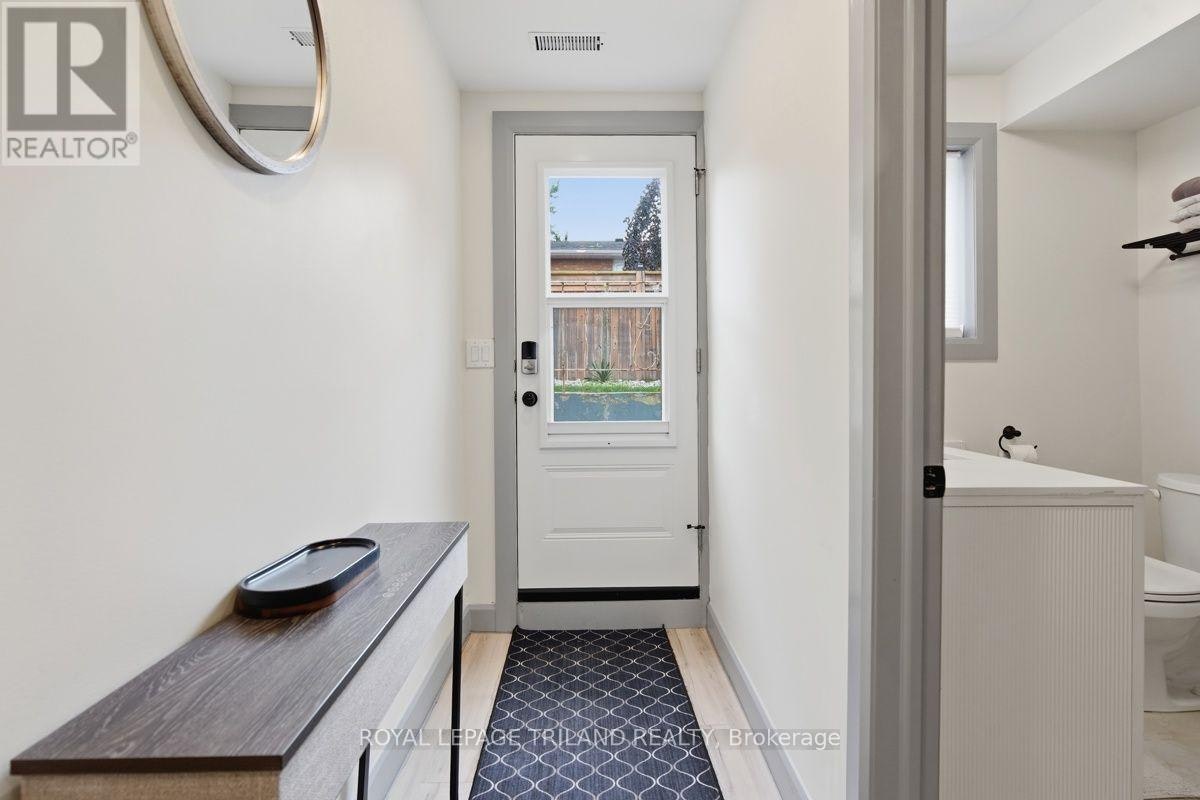 27 Aldborough Avenue, St. Thomas, ON, N5R 4S8 - 2