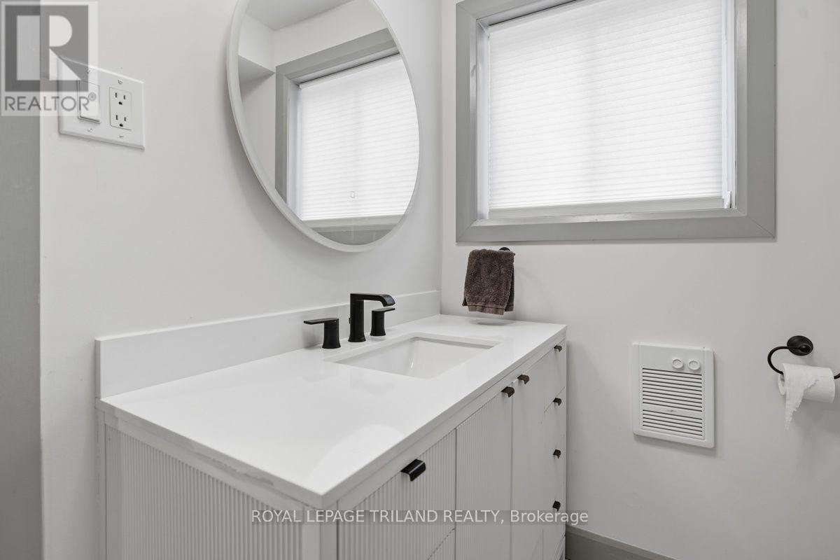 27 Aldborough Avenue, St. Thomas, ON, N5R 4S8 - 4