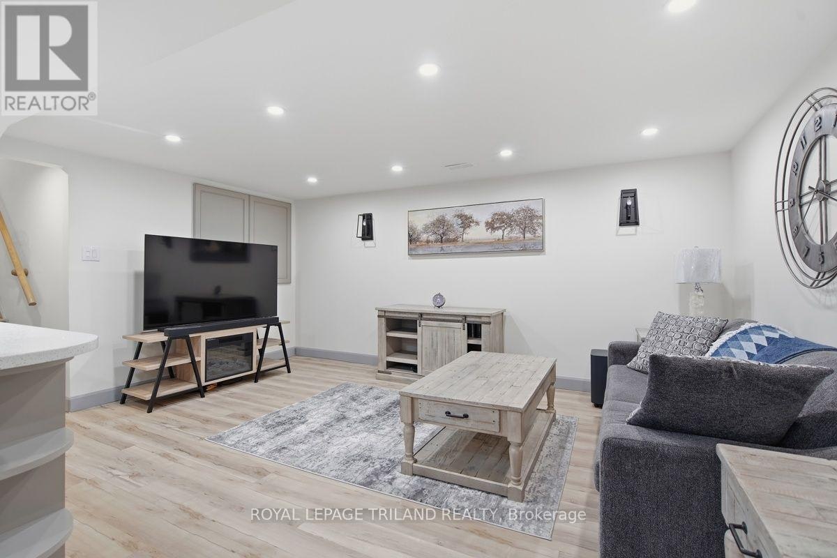 27 Aldborough Avenue, St. Thomas, ON, N5R 4S8 - 10