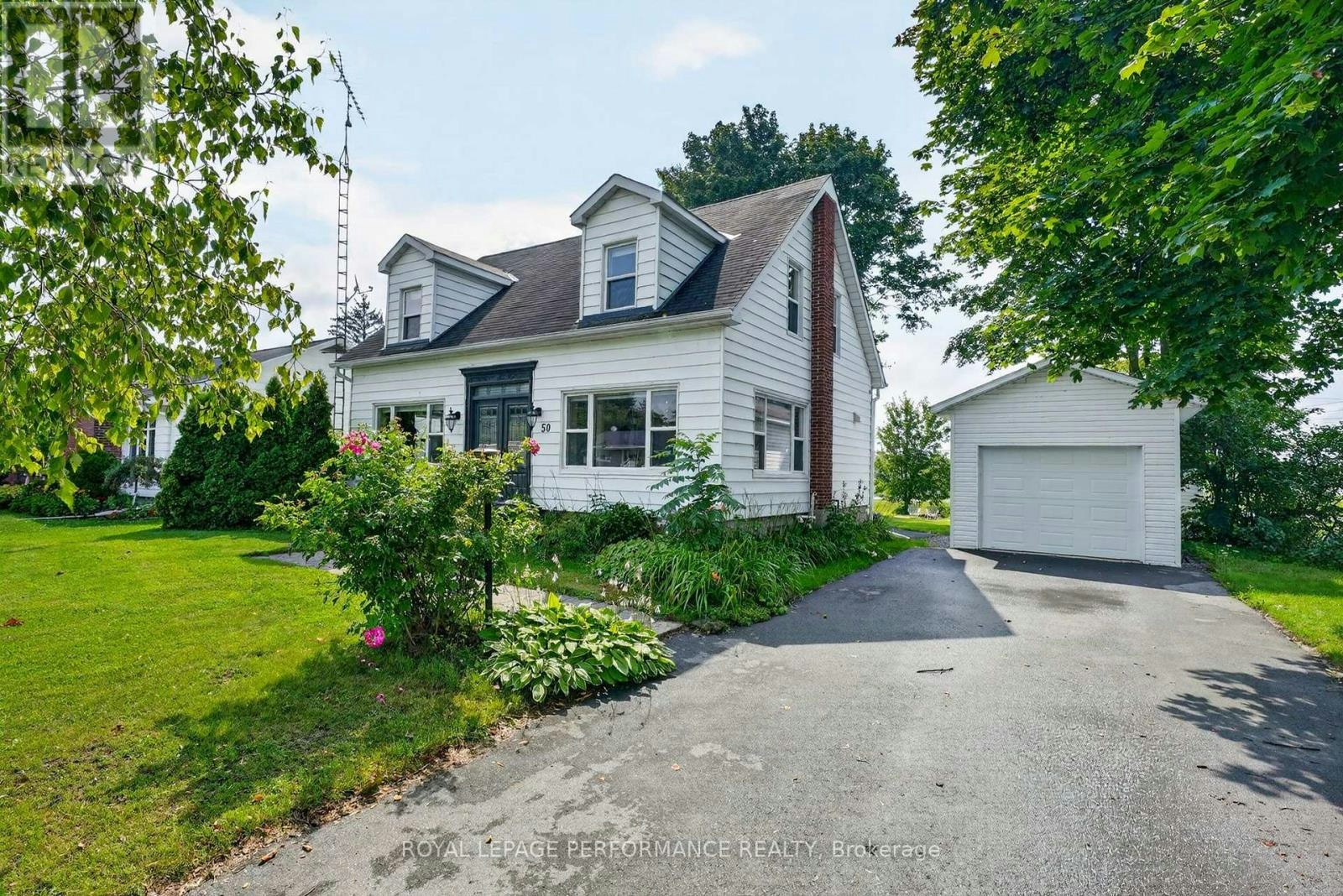 50 St Lawrence Street, South Stormont, ON, K0C 1M0