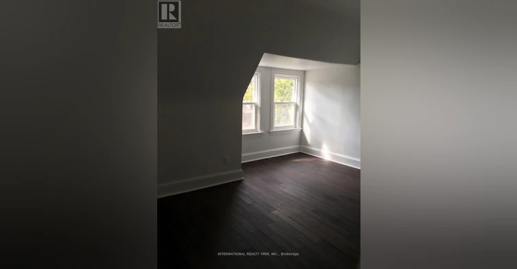 2-161 Montrose Avenue, Toronto, ON, M6J 2T6 - 3