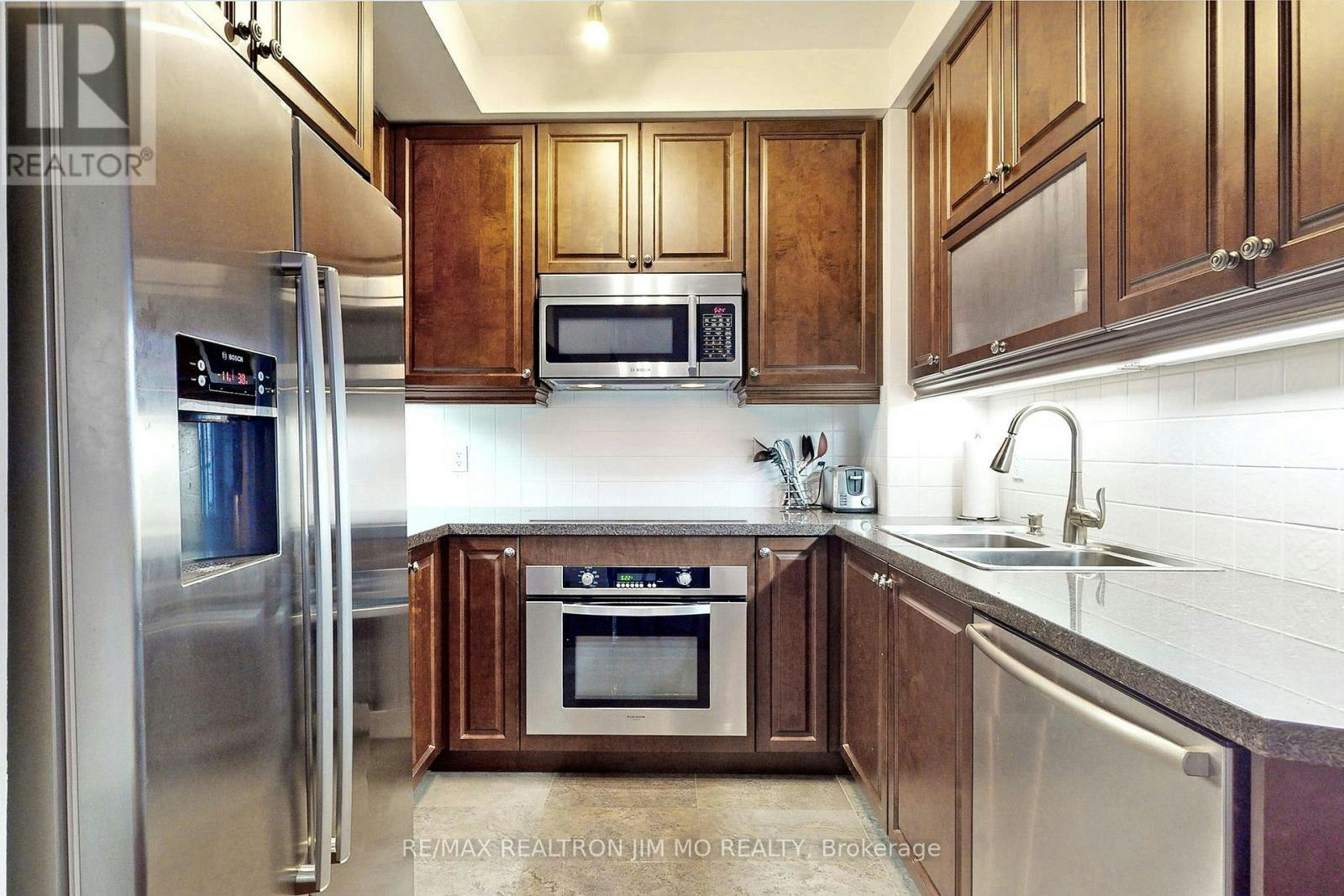 1602-35 Balmuto Street, Toronto, ON, M4Y 0A3 - 9