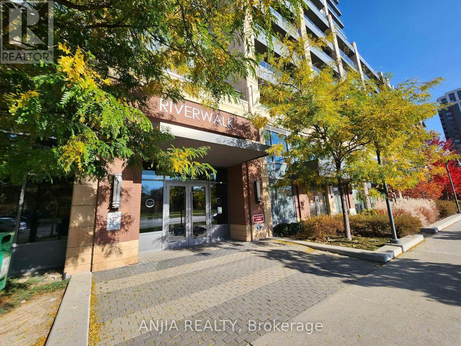 901-18 Uptown Drive, Markham, ON, L3R 5M5