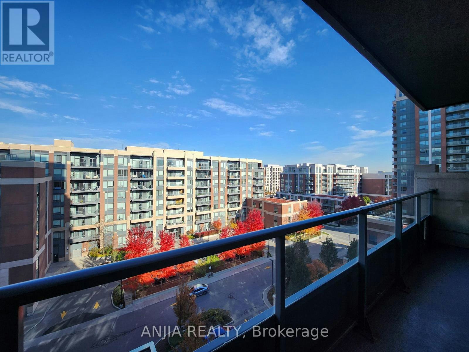 901-18 Uptown Drive, Markham, ON, L3R 5M5 - 14