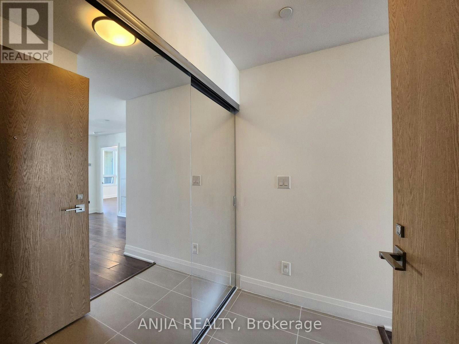 901-18 Uptown Drive, Markham, ON, L3R 5M5 - 7