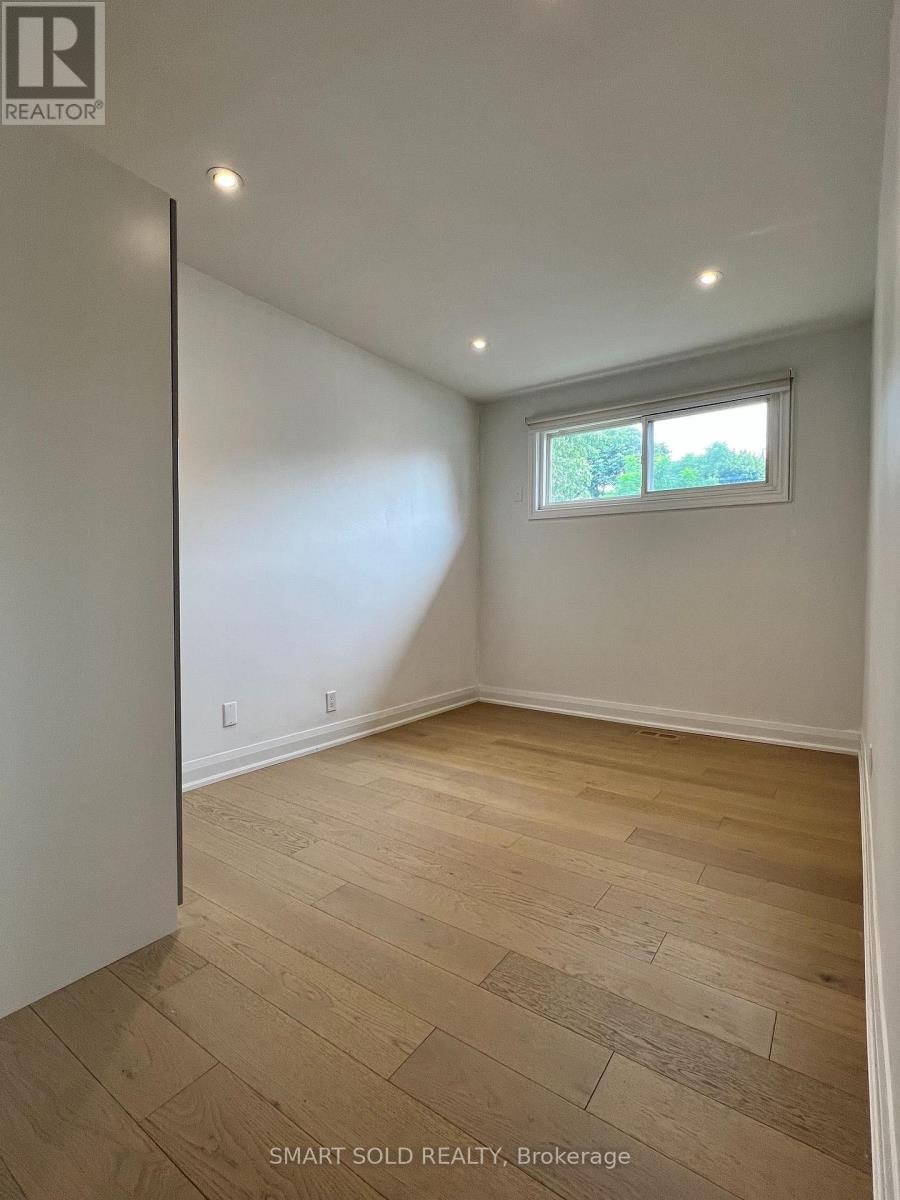 MAIN FLOOR-219 Beechy Drive, Richmond Hill, ON, L4C 2X6 - 18