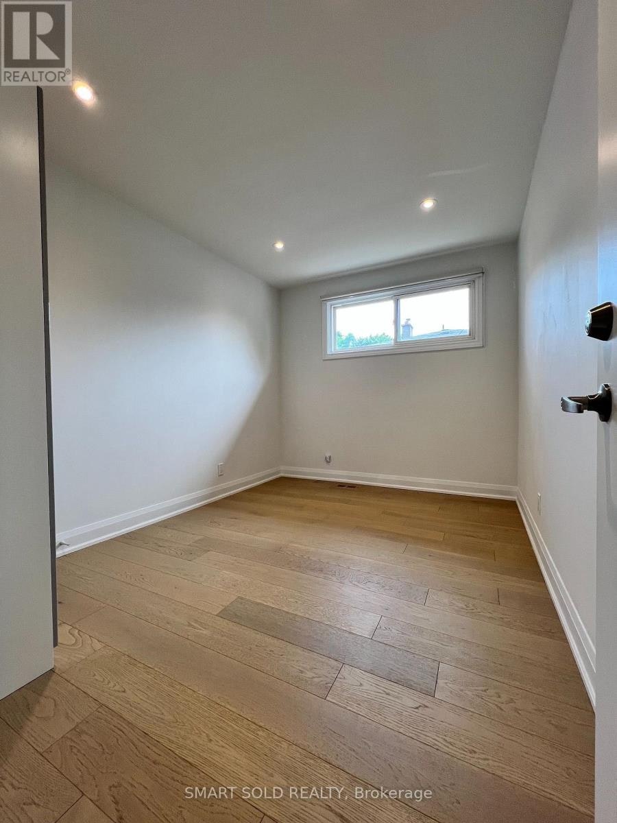 MAIN FLOOR-219 Beechy Drive, Richmond Hill, ON, L4C 2X6 - 14