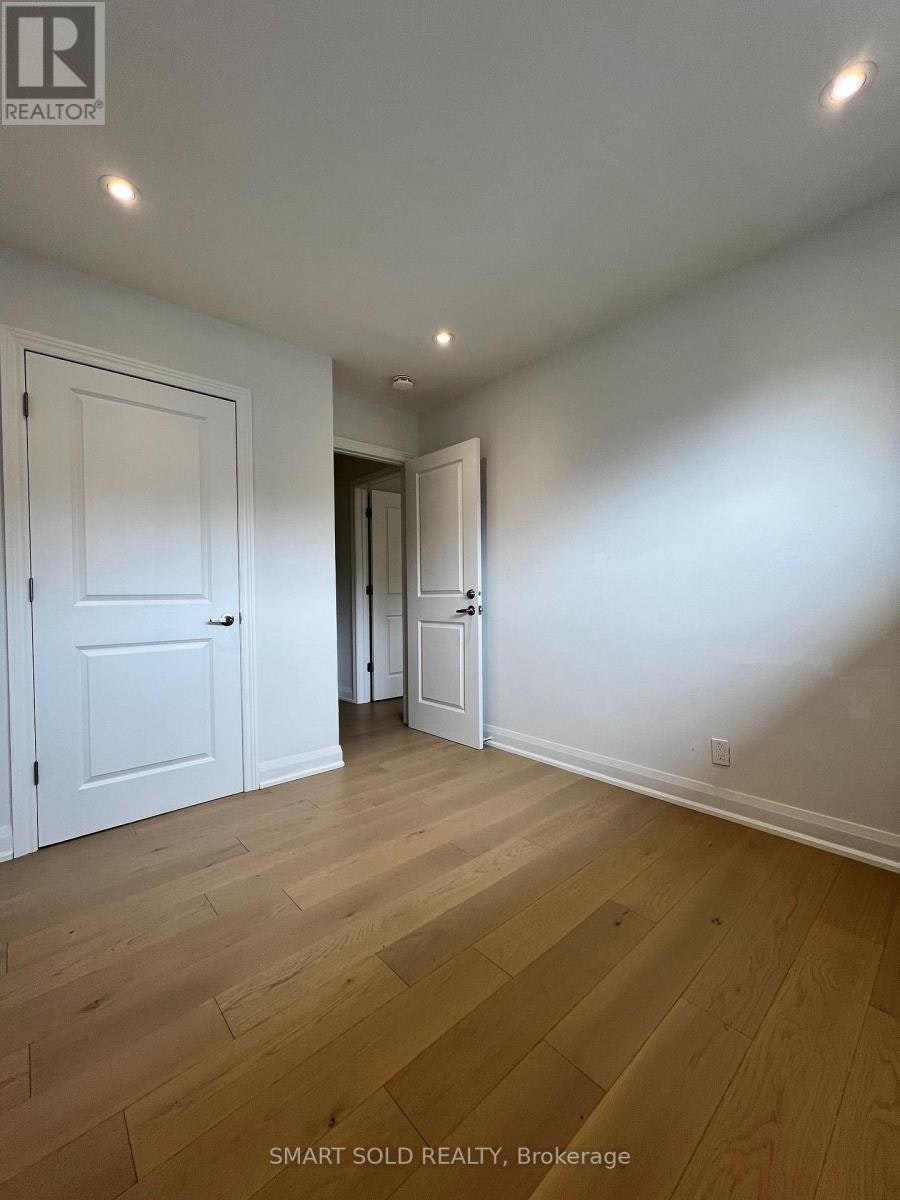 MAIN FLOOR-219 Beechy Drive, Richmond Hill, ON, L4C 2X6 - 17