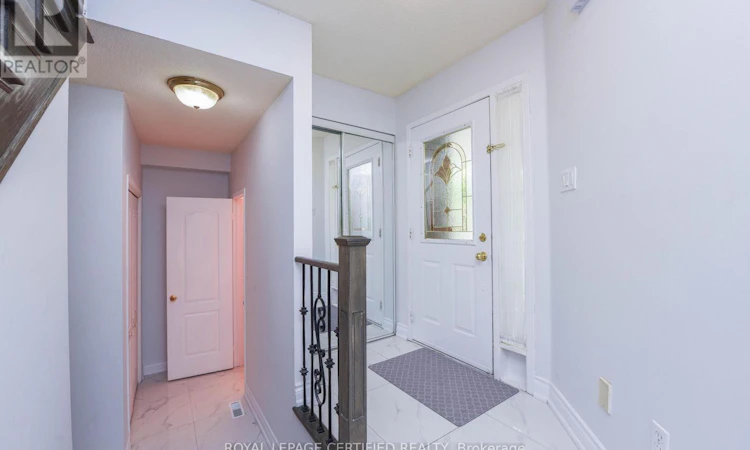 6037 Clover Ridge Crescent