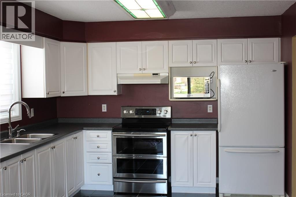 B-184 Northampton Crescent, Waterloo, ON, N2T 2M5 - 7