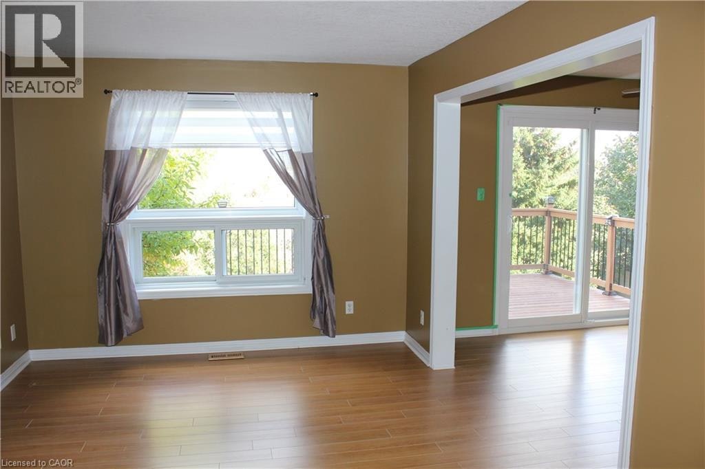 B-184 Northampton Crescent, Waterloo, ON, N2T 2M5 - 5