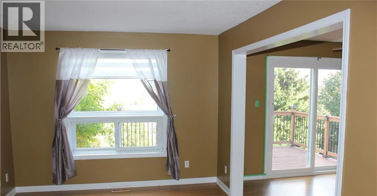 B-184 Northampton Crescent, Waterloo, ON, N2T 2M5 - 5