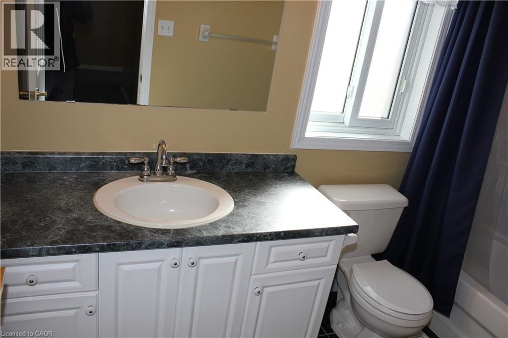 B-184 Northampton Crescent, Waterloo, ON, N2T 2M5 - 15