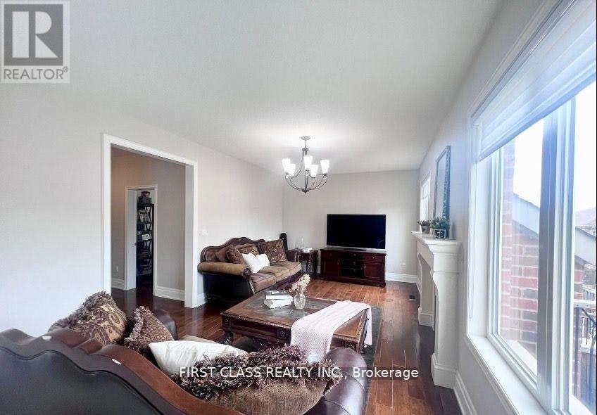 MAIN & 2/F-9 Wiley Avenue, Richmond Hill, ON, L4S 0C6 - 13