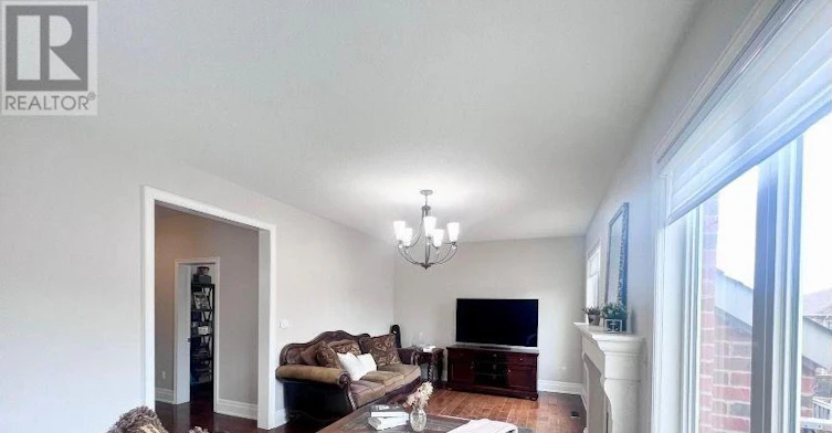 MAIN & 2/F-9 Wiley Avenue, Richmond Hill, ON, L4S 0C6 - 13