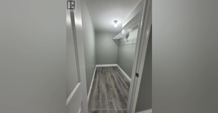 LOWER-76 Glenview Avenue, Cambridge, ON, N1R 2W2 - 7