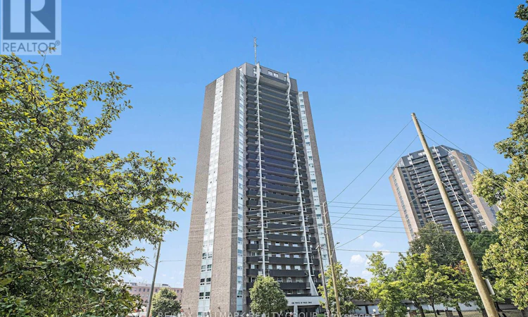 1005-1380 Prince Of Wales Drive